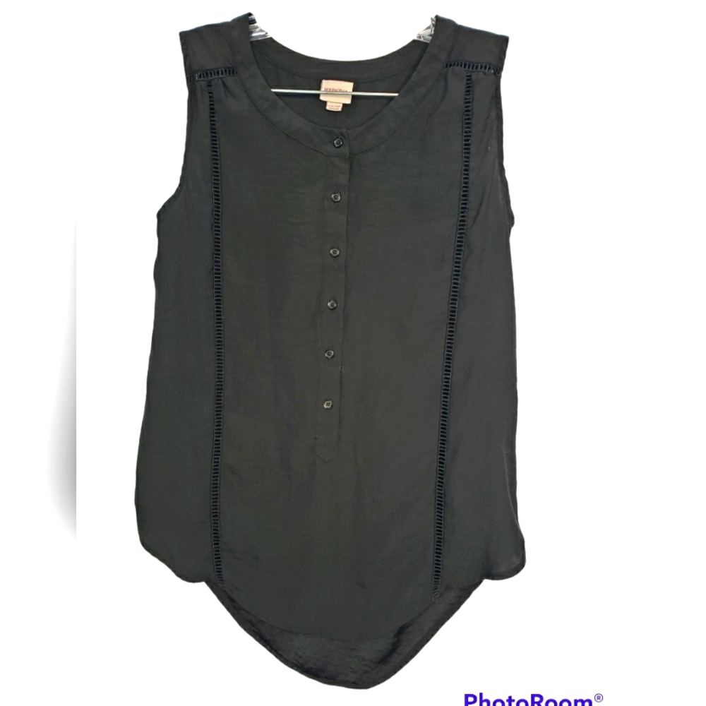 Merona sleeveless black shirt